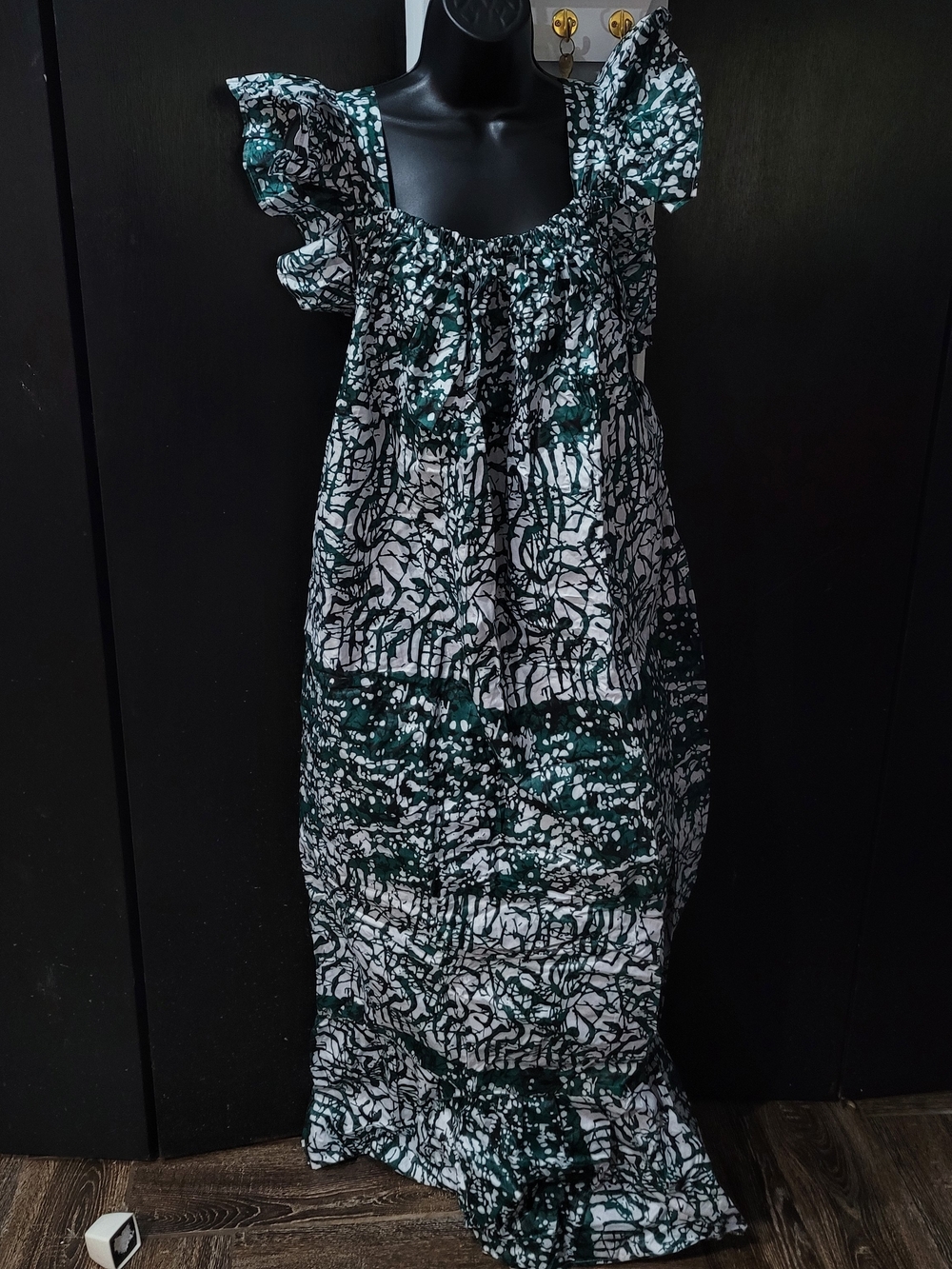 Green & White Printed Ruffle Maxi Dress - Picture 2 of 2